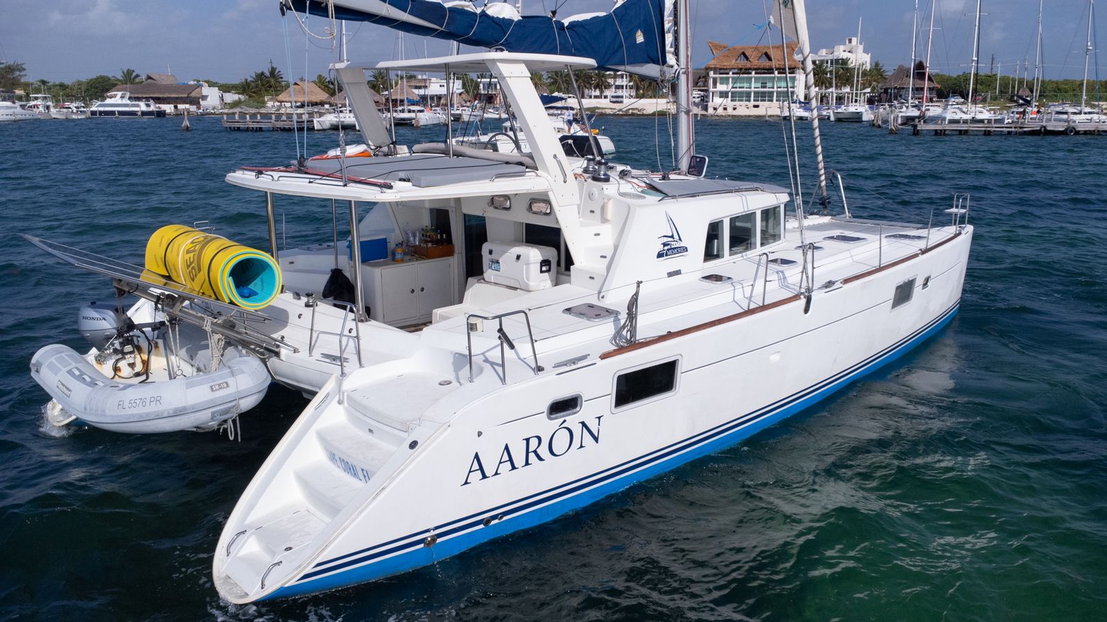 Catamaran 50 ft Aaron